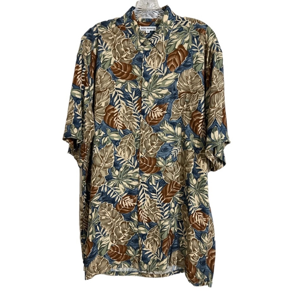 Via Veneto 100% Rayon Shirt Tropical Leaves Design size M